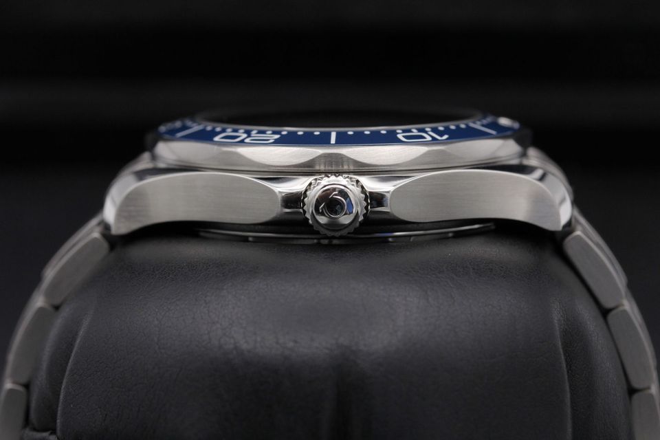 Omega Seamaster Diver 300m 210.30.42.20.03.001 Image 3